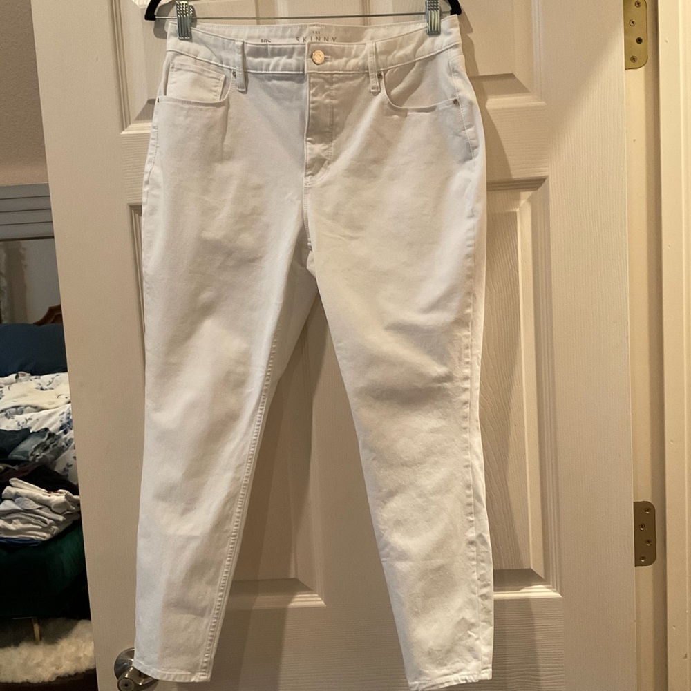 WHBM Curvy-Fit High-Rise Sculpt Skinny Jeans Size 10 Petite